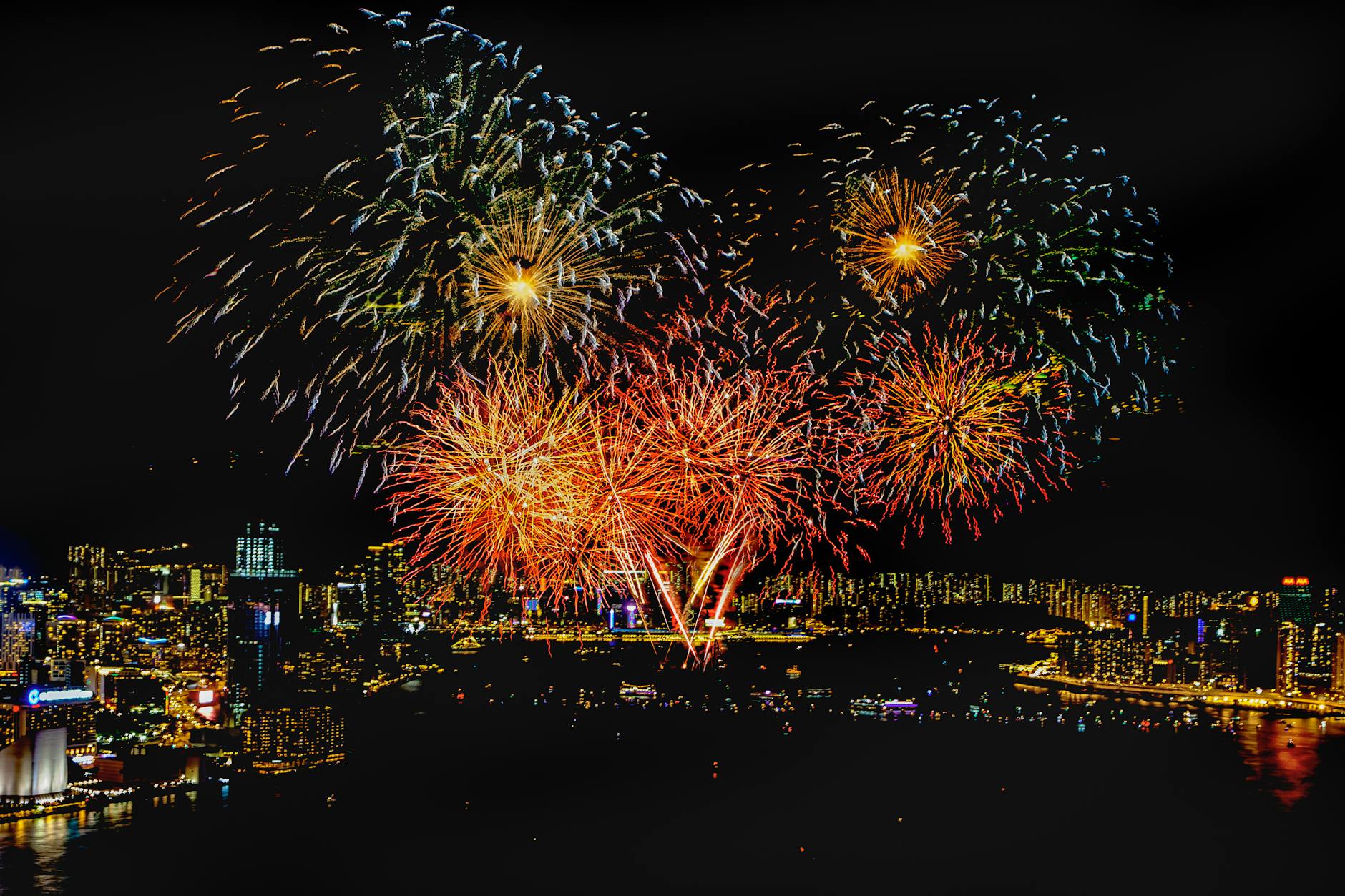 Manchester Events & Festivals 2026: What's On Guide 6 Fireworks over Manchester — Bonfire Night and New Year are spectacular Manchester events