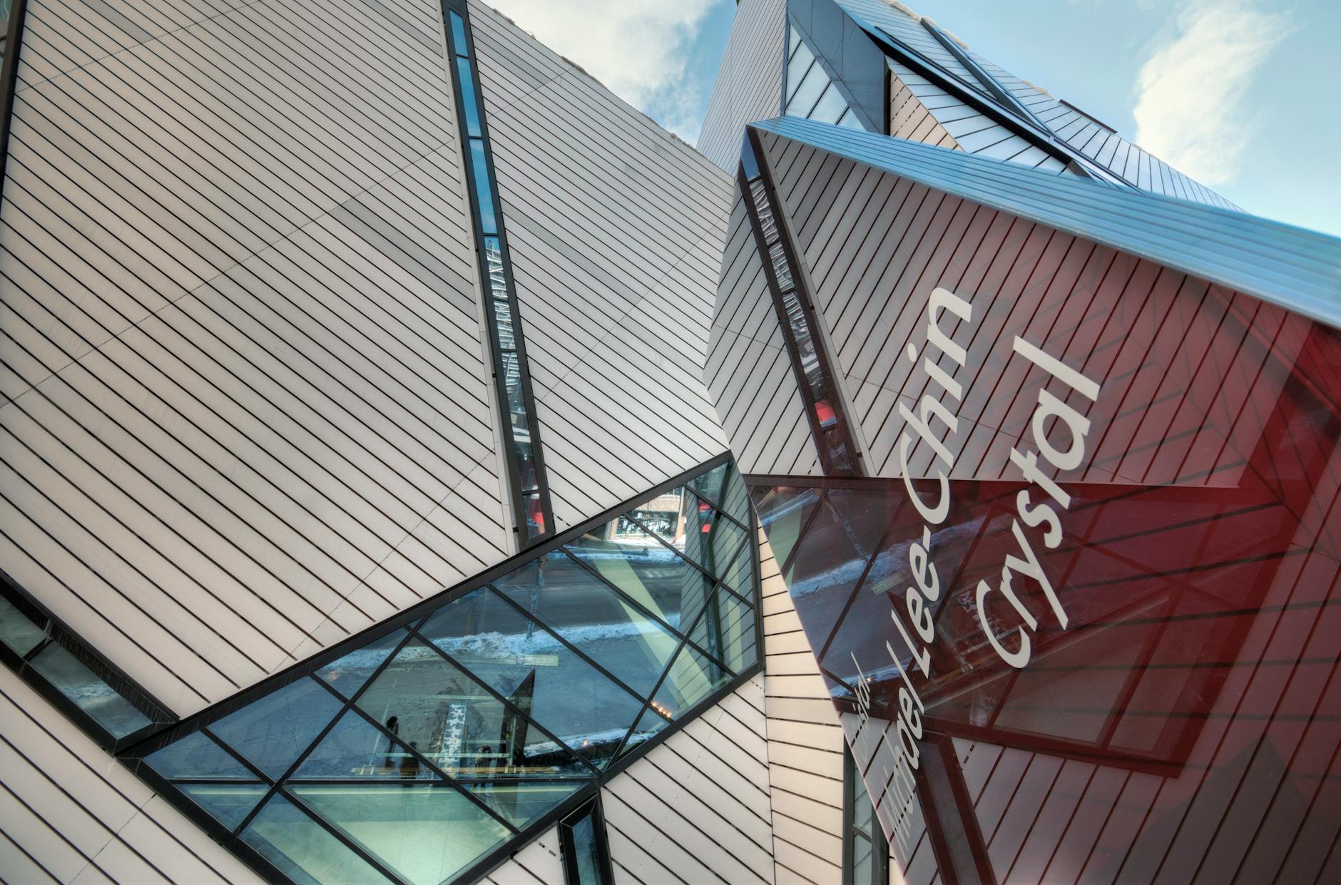 Best Free Museums in Manchester: Complete 2026 Guide (No Entry Fee) 3 Imperial War Museum North Daniel Libeskind shattered globe architecture Salford