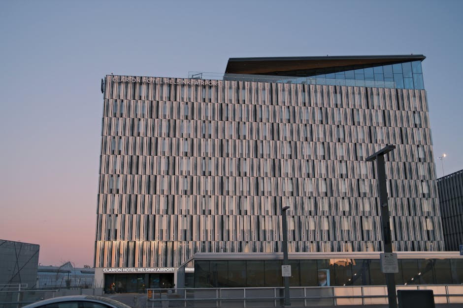 Best Hotels Near Manchester Airport: Park-Stay-Fly Guide (2026) 9 Best Hotels Near Manchester Airport: Park-Stay-Fly Guide (2026)