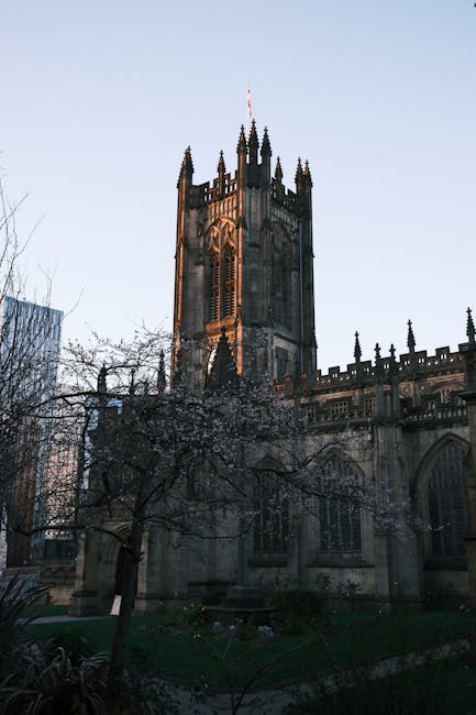 25 Best Attractions in Manchester You Can't Miss in 2026 4 Manchester Cathedral exterior Gothic architecture