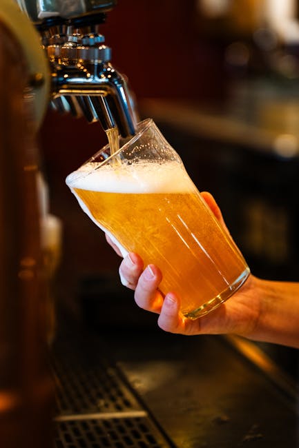 Best Pubs in Manchester: Traditional & Gastropub Guide (2026) 7 Manchester pint hand pull craft