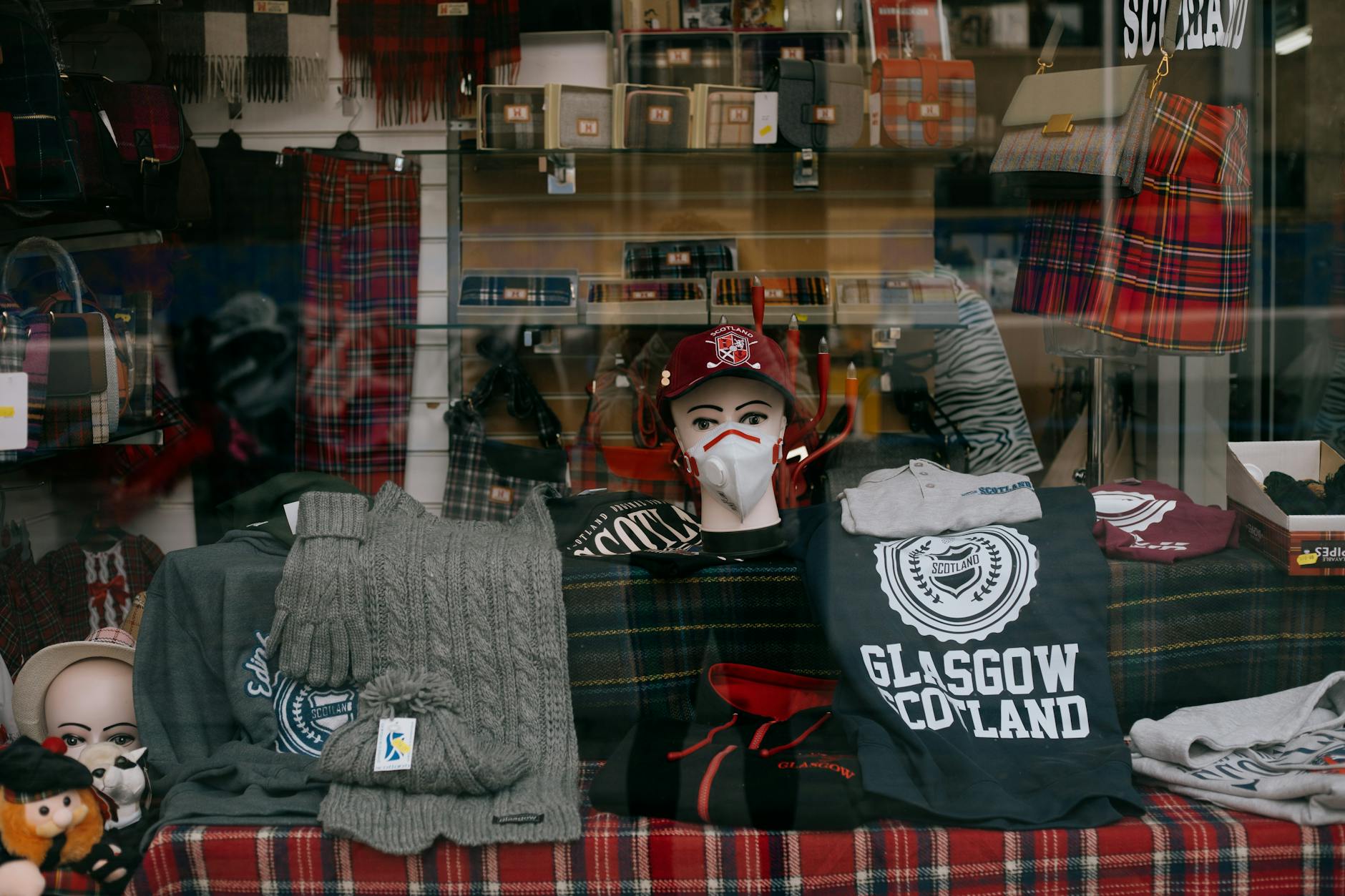Manchester souvenirs guide what to buy