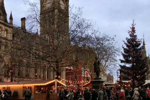 Manchester Christmas Markets Tips: Best Time, Parking & Avoiding Crowds