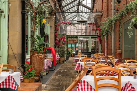 Best Vegan & Vegetarian Restaurants in Manchester (2026 Guide) 7 Best Vegan & Vegetarian Restaurants in Manchester (2026 Guide)